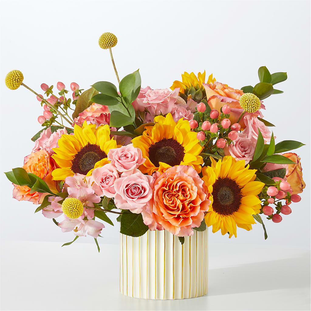 Sun's Out Bouquet – Rosehaus Floral, Suamico WI