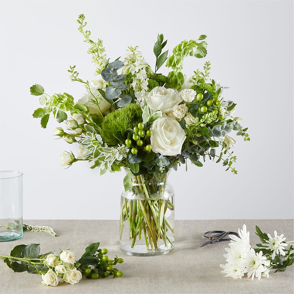 Irish Garden - A Florist Original – Rosehaus Floral, Suamico WI