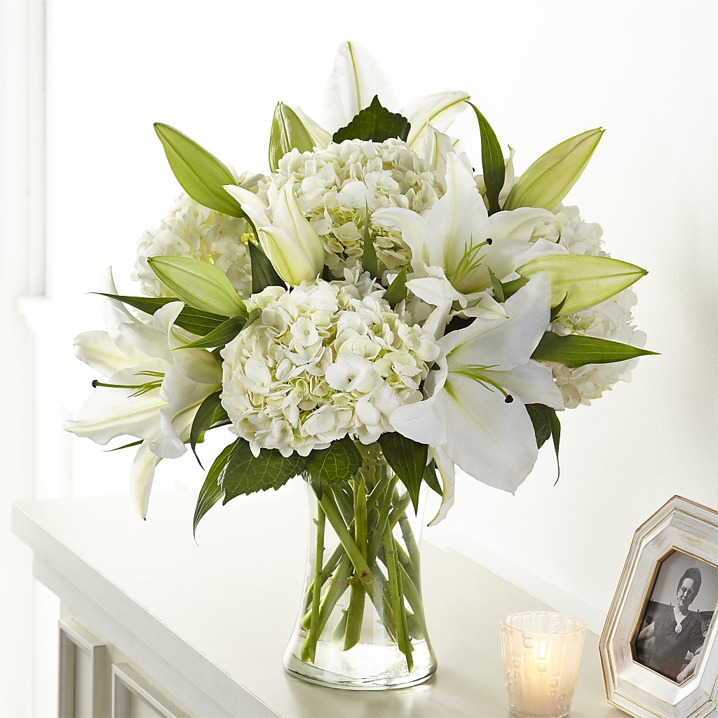 Compassionate Lily Bouquet – Rosehaus Floral, Suamico WI