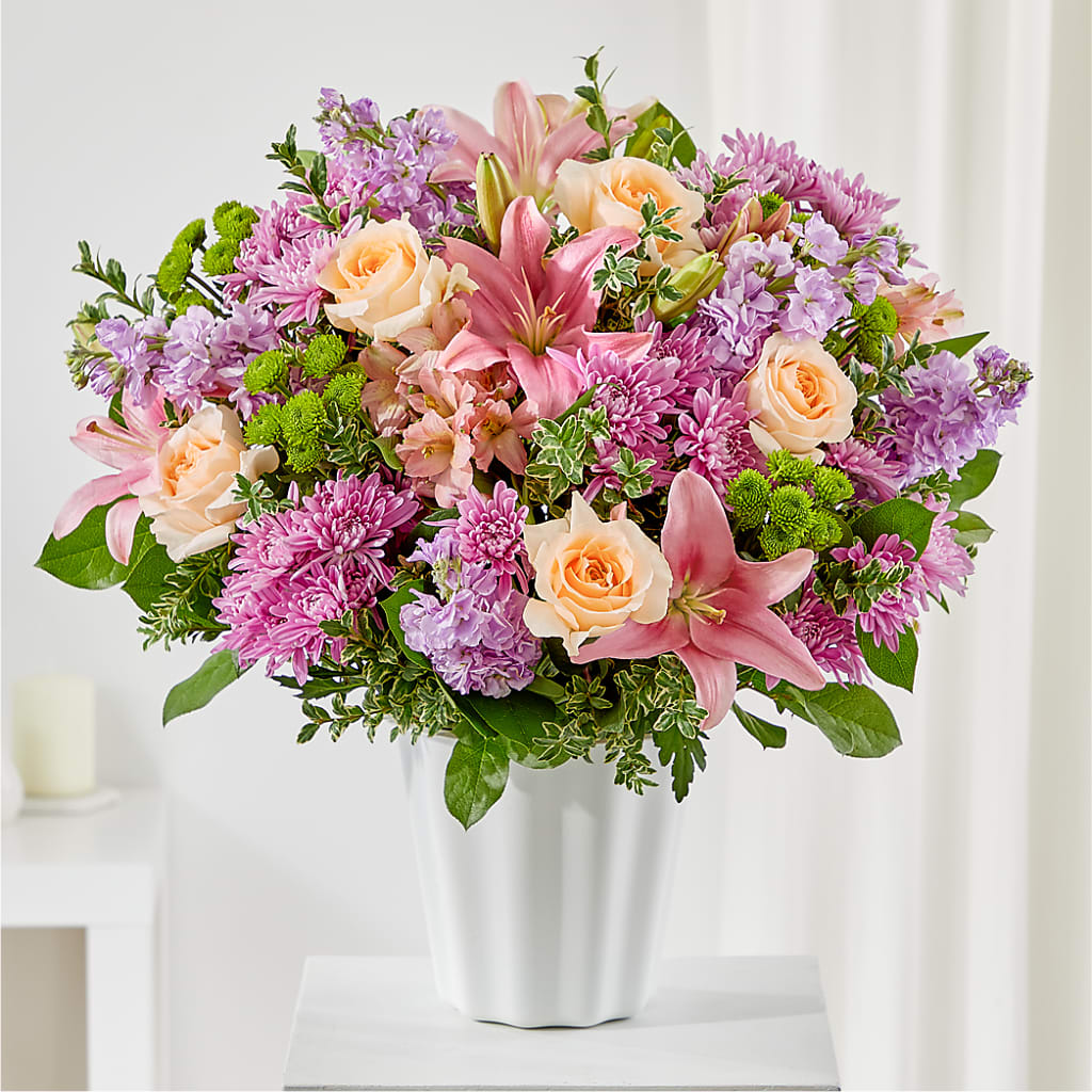Supportive Embrace Tabletop Basket – Rosehaus Floral, Suamico WI