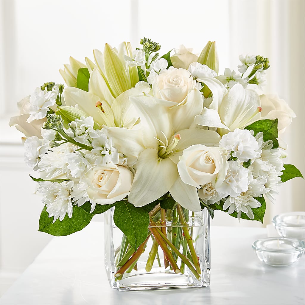 Gentle Breeze Bouquet – Rosehaus Floral, Suamico WI