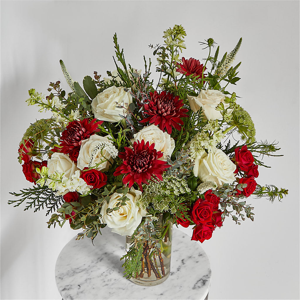Favorite Traditions Bouquet – Rosehaus Floral, Suamico WI