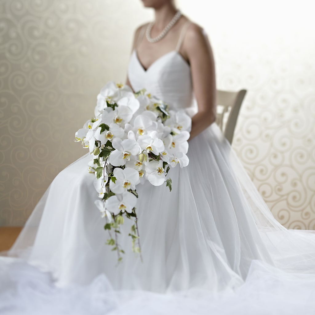 Classic White Bouquet – Rosehaus Floral, Suamico WI
