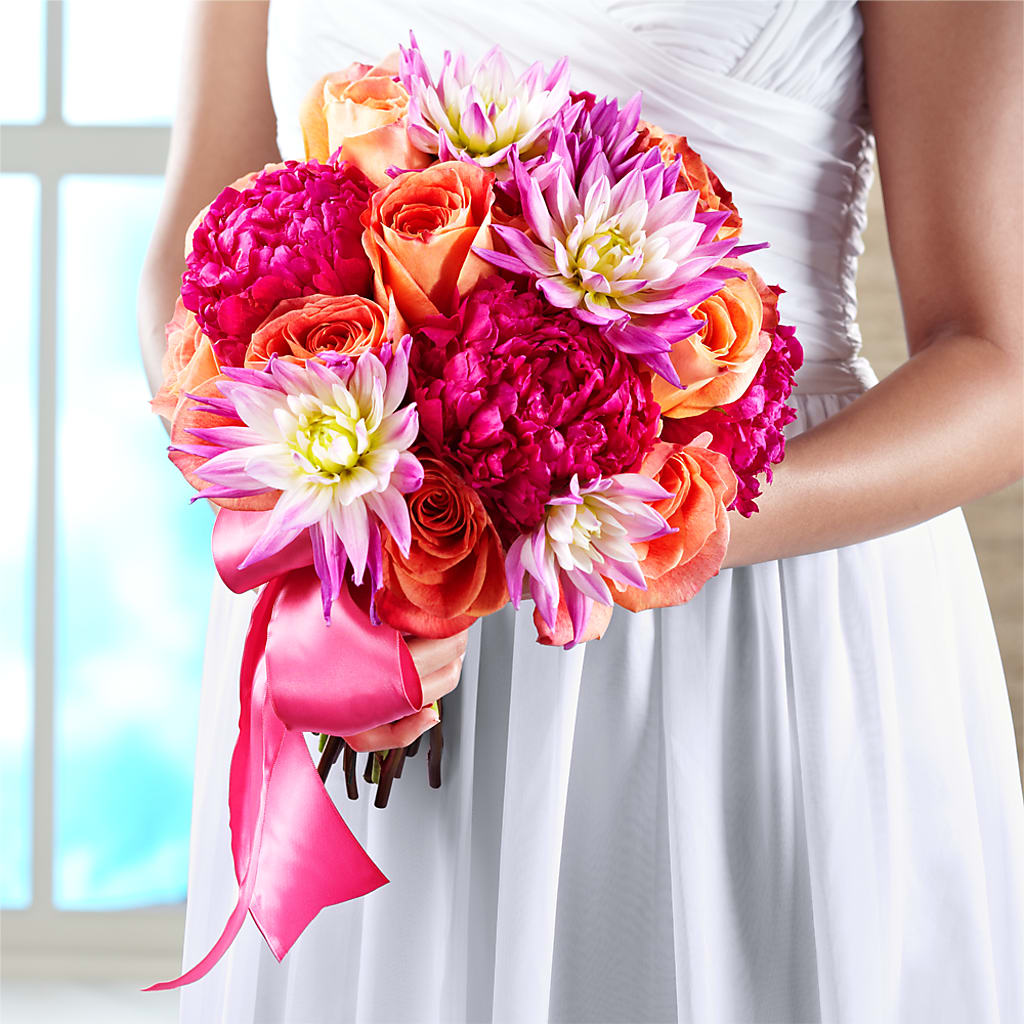 New Love Bouquet – Rosehaus Floral, Suamico WI