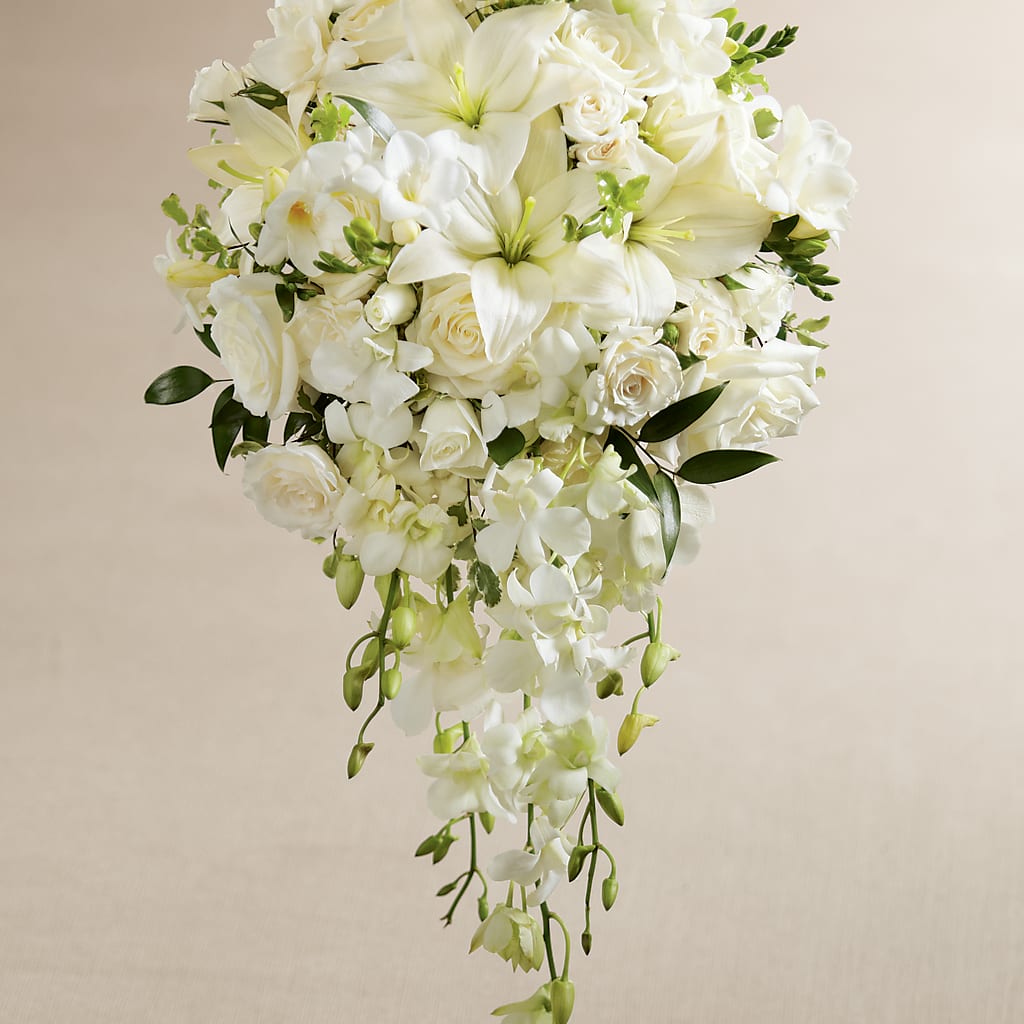 White Wonders Bouquet – Rosehaus Floral, Suamico WI