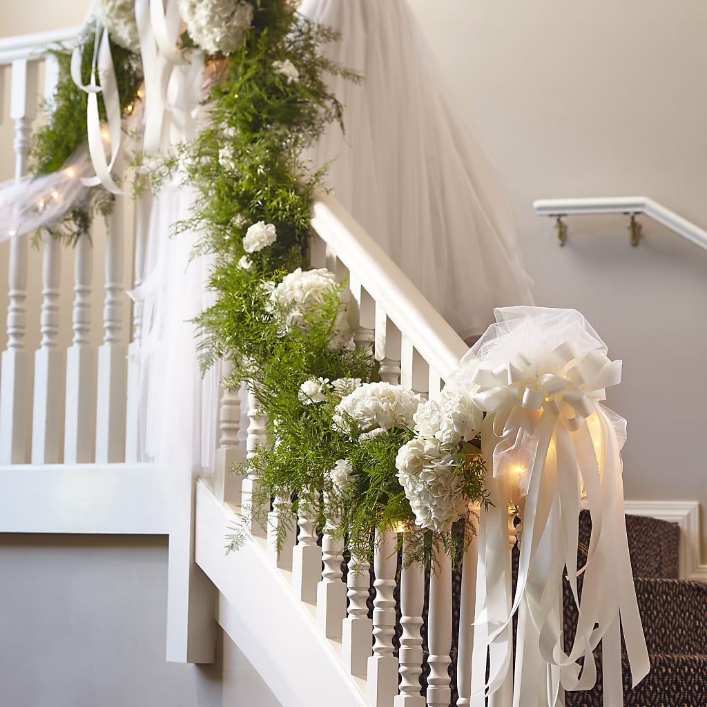 Champagne Dreams Garland – Rosehaus Floral, Suamico WI