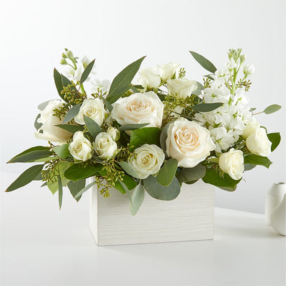 Fresh Linen Box Bouquet –  Rosehaus Floral, Suamico WI