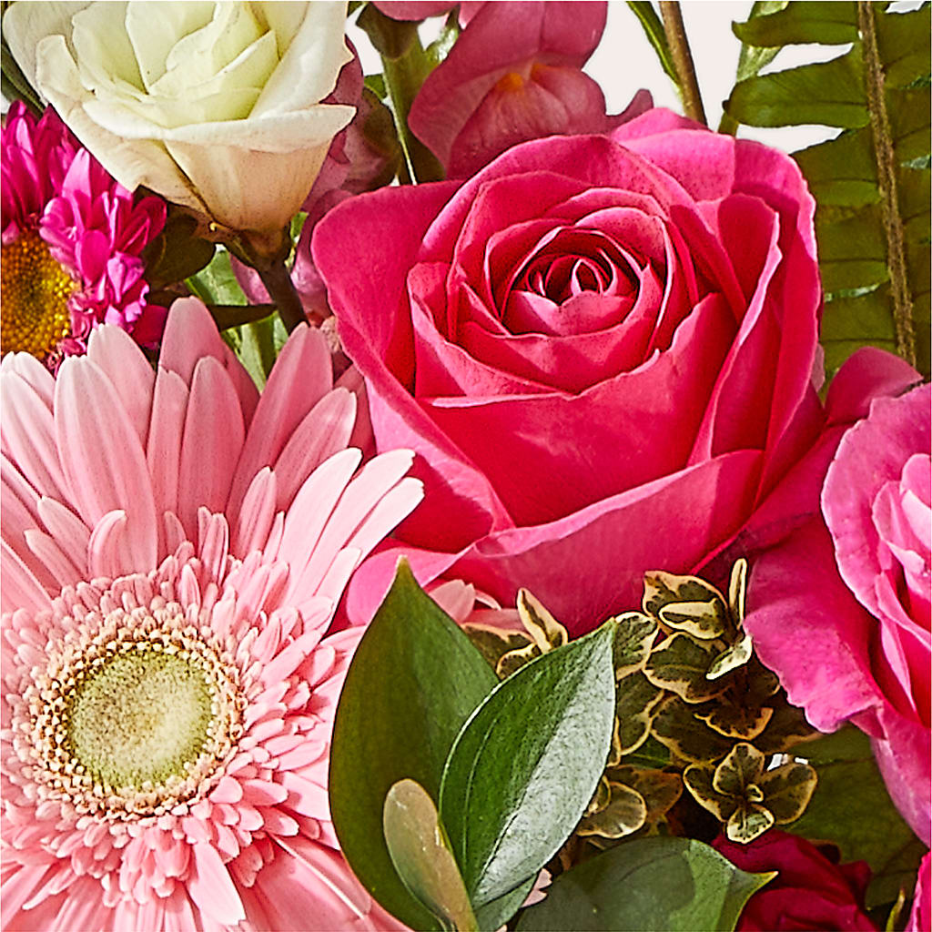 Too Cute Bouquet –  Rosehaus Floral, Suamico WI