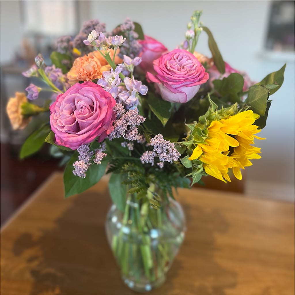 Yellow Brick Road Bouquet –  Rosehaus Floral, Suamico WI