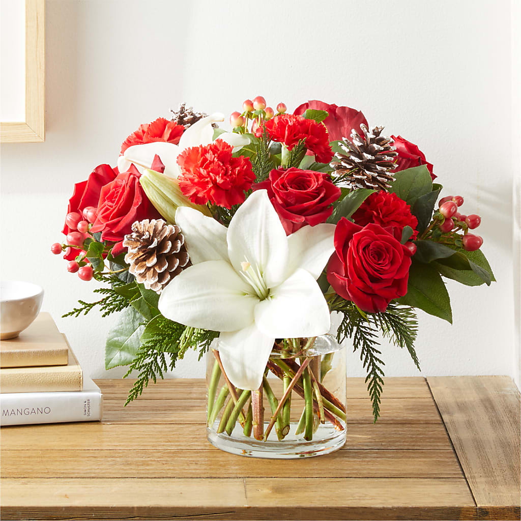 Oh So Jolly Bouquet –  Rosehaus Floral, Suamico WI