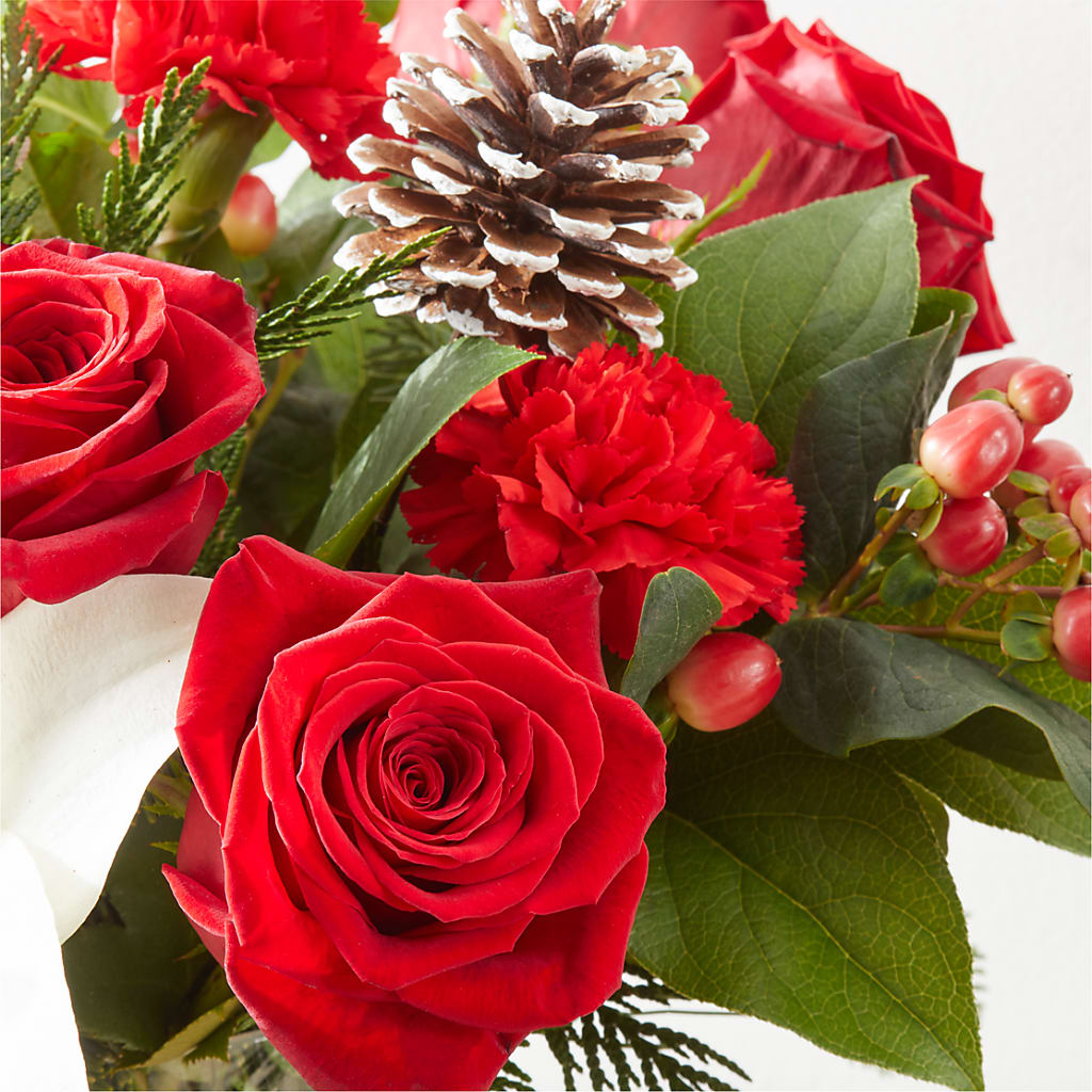 Oh So Jolly Bouquet –  Rosehaus Floral, Suamico WI