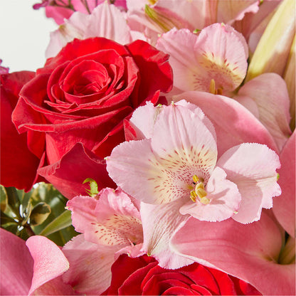 Lucky in Love Bouquet –  Rosehaus Floral, Suamico WI
