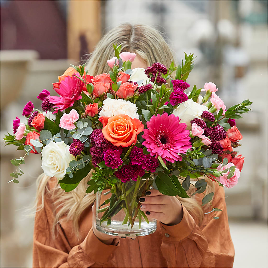 Smell the Roses Bouquet –  Rosehaus Floral, Suamico WI