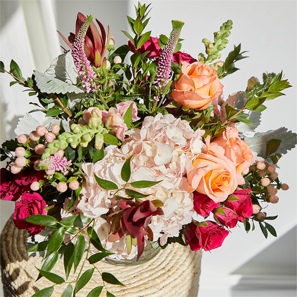 Glitz & Glam Bouquet –  Rosehaus Floral, Suamico WI