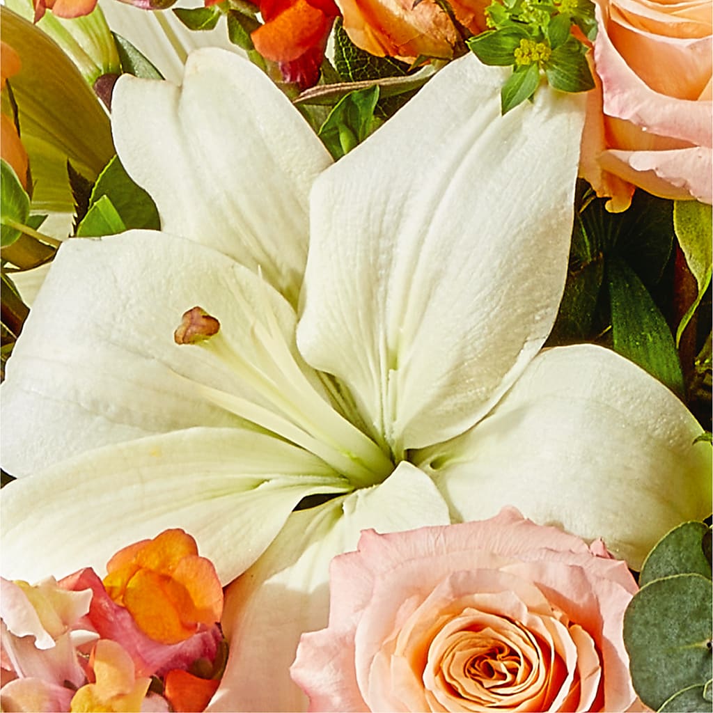 Grapefruit Splash Bouquet –  Rosehaus Floral, Suamico WI