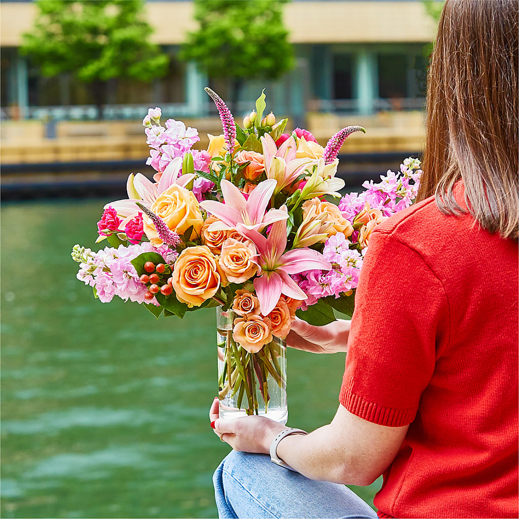 Bisous Bouquet –  Rosehaus Floral, Suamico WI